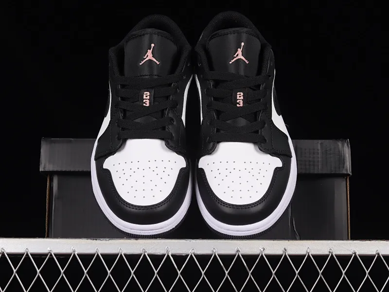 All categories Air Jordan Jordan series basketball shoes Air Jordan 1 Low Z version Air Jordan 1 Low AJ1 Joe 1 black and white laser cultural and leisure sports sneakers DQ2516-108